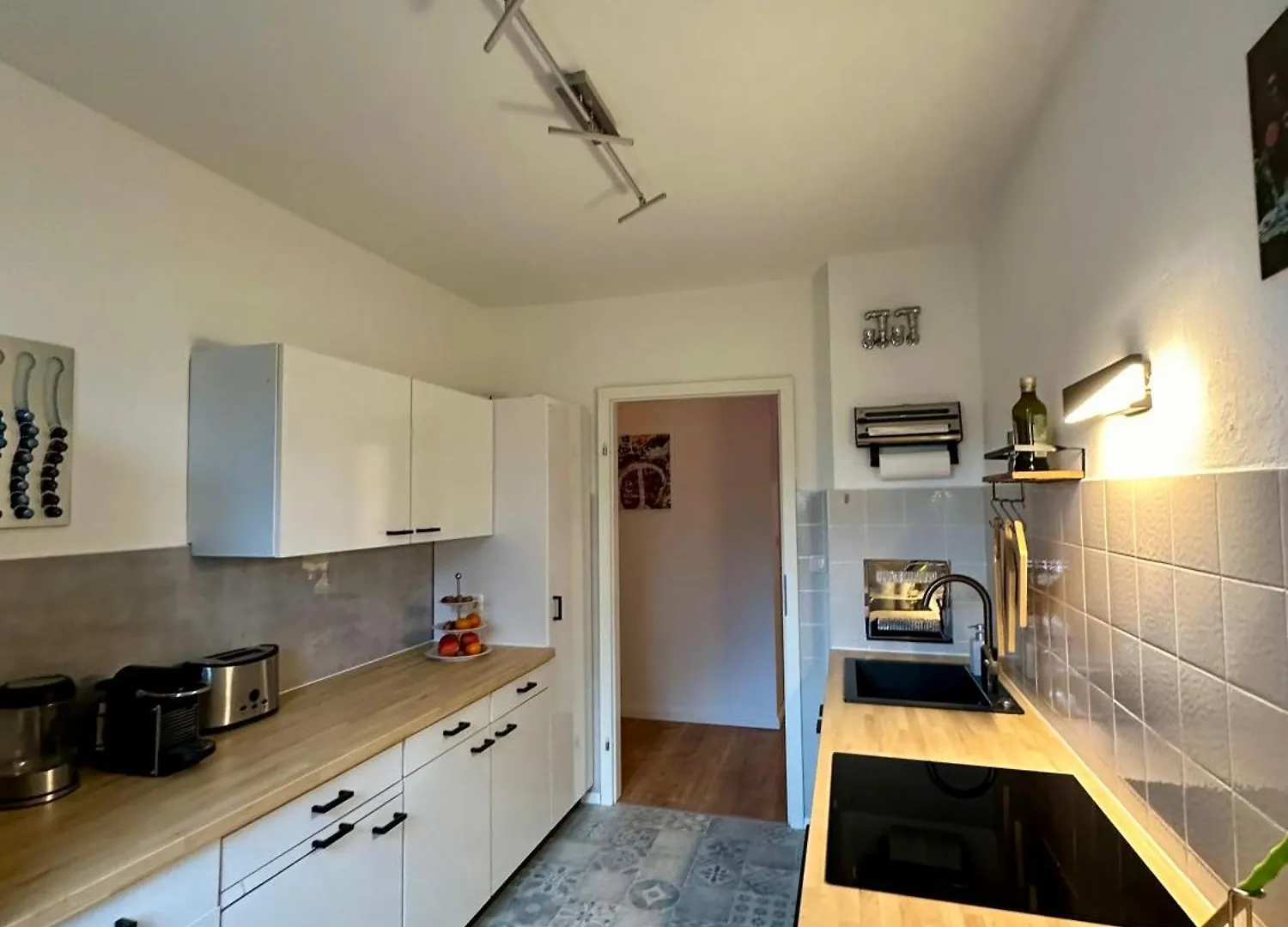 Apartament Southside Berlin - Kueche, Nespresso, Balkon